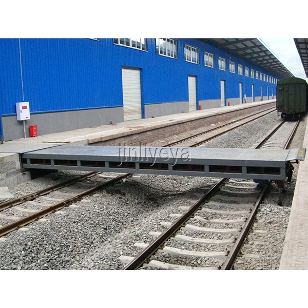 菏泽伸缩铁路跨桥